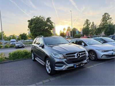 Grau Gebraucht 2016 Mercedes GLE250 SUV | 19.900 € (Superpreis)