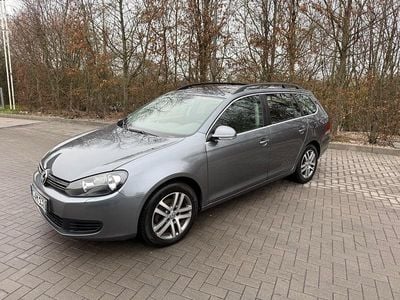 Grau Gebraucht 2010 VW Golf VI Comfortline Kleinwagen | 4.000 € (Guter Preis)