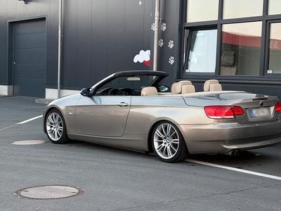 Gebraucht BMW 330 Cabriolet M Sport 231 PS (169 kW) 2008 Beige Cabrio