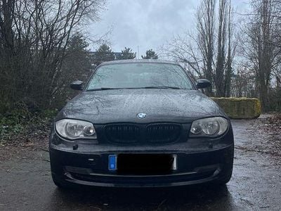 Schwarz Gebraucht 2009 BMW 116 Kleinwagen | 2.300 € (Guter Preis)