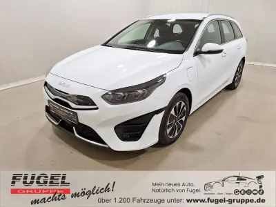 Gebraucht Kia Ceed Sportswagon Vision 141 PS (103 kW) 2022 Cararraweiss Kombi