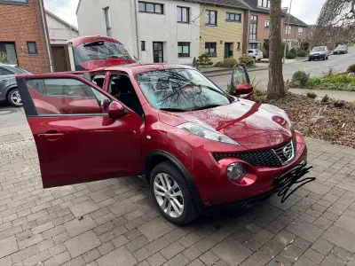 Używany Nissan Juke Acenta 110 KM (80 kW) 2012 Czerwony SUV