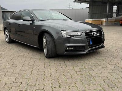 Gebraucht Audi A5 Sportback Sport 177 PS (130 kW) 2015 Grau Kleinwagen