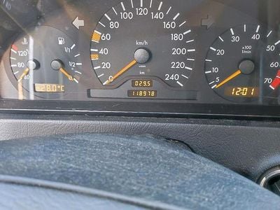 Mercedes C180