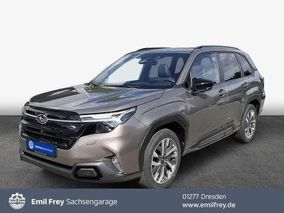 Neu Subaru Forester Platinum 136 PS (100 kW) 2025 Gold SUV