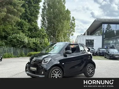 Gebraucht Smart ForTwo Electric Drive 60 kW (82 PS) 2023 Black / tridion black Cabrio