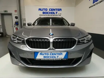 Gebraucht BMW 320 Sport Line 190 PS (139 kW) 2024 Grau Limousine