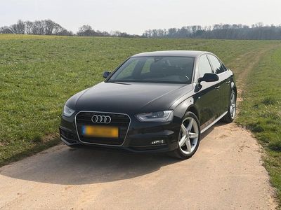 Gebraucht Audi A4 S-Line 177 PS (130 kW) 2012 Schwarz Limousine