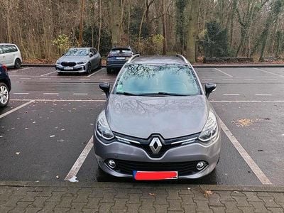 Grau Gebraucht 2016 Renault Clio GrandTour LIMITED Kombi | 9.200 € (Fairer Preis)