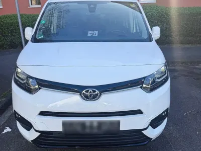 Gebraucht Toyota Proace City City 131 PS (96 kW) 2021 Weiß Van / Kleinbus