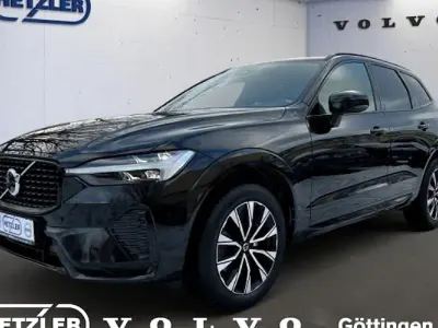 Gebraucht Volvo XC60 Plus 197 PS (144 kW) 2023 Black stone, solid / solid SUV