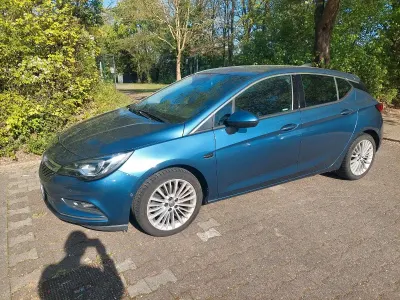 Gebraucht Opel Astra 136 PS (100 kW) 2015 Blau Limousine