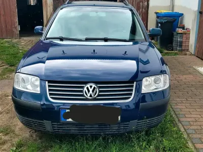 Gebraucht VW Passat 102 PS (75 kW) 2002 Blau Kleinwagen