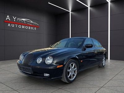 Schwarz Gebraucht 2000 Jaguar S-Type S Limousine | 2.490 €