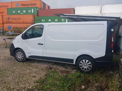 Nissan NV300