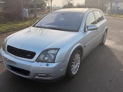Grau Gebraucht 2004 Opel Signum Kleinwagen | 1.199 € (Fairer Preis)