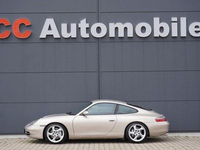 Porsche 911 Carrera 4