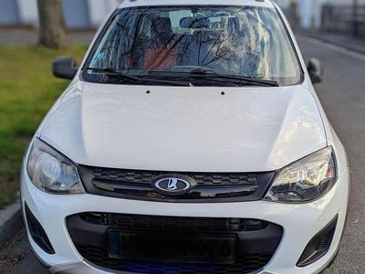 Gebraucht Lada Kalina 98 PS (72 kW) 2016 Weiß Limousine
