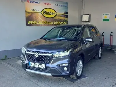 Gebraucht Suzuki SX4 S-Cross Comfort 129 PS (94 kW) 2025 Grau SUV