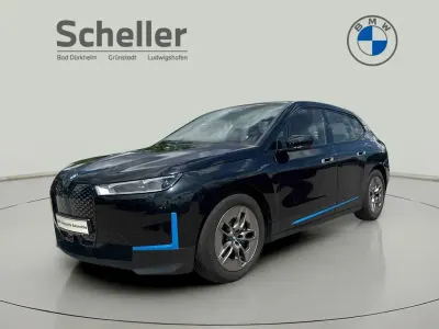 Gebraucht BMW iX 239 kW (326 PS) 2022 Black sapphire SUV