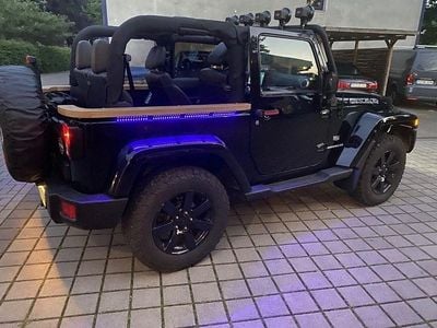 Second-hand Jeep Wrangler 200 CP (147 kW) 2011 Negru SUV