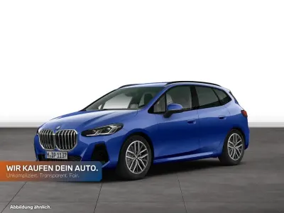 Gebraucht BMW 223 Active Tourer Luxury Line 204 PS (150 kW) 2025 Portimao blau Van / Kleinbus