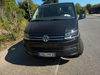 Gebraucht VW Multivan 150 PS (110 kW) 2018 Schwarz Van / Kleinbus