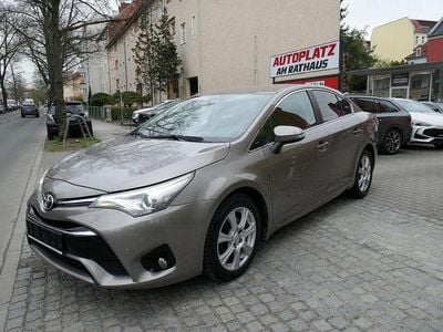 Gebraucht Toyota Avensis Business Edition 143 PS (105 kW) 2016 Avant garde bronze Limousine