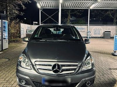 Usata Mercedes B170 116 CV (85 kW) 2009 Andere farben Monovolume