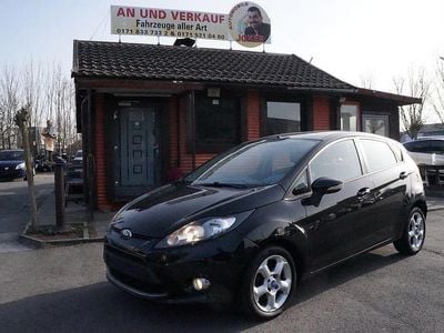 Gebraucht Ford Fiesta Trend 95 PS (69 kW) 2011 Schwarz Kleinwagen