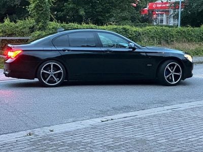 BMW 730