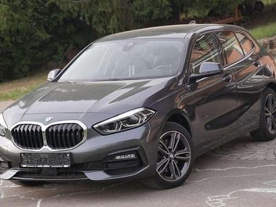 Usata BMW 118 Sport Line 136 CV (100 kW) 2021 Grigio Utilitaria