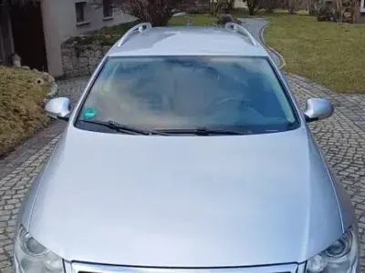 Gebraucht VW Passat 140 PS (102 kW) 2007 Silber Kombi