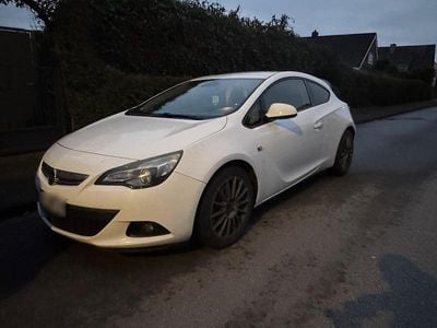 Gebraucht Opel Astra GTC 170 PS (125 kW) 2013 Weiß Coupé