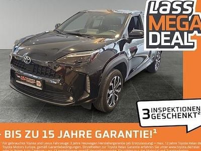 Schwarz Gebraucht 2022 Toyota Yaris Cross Team SUV | 20.980 € (Superpreis)