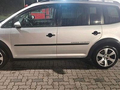 Gebraucht VW Touran 105 PS (77 kW) 2012 Grau Van / Kleinbus