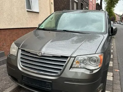 Gebraucht Chrysler Grand Voyager 163 PS (119 kW) 2011 Grau Van / Kleinbus