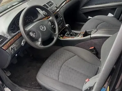 Occasion Mercedes E200 Classic 136 ch (100 kW) 2006 Noir Berline