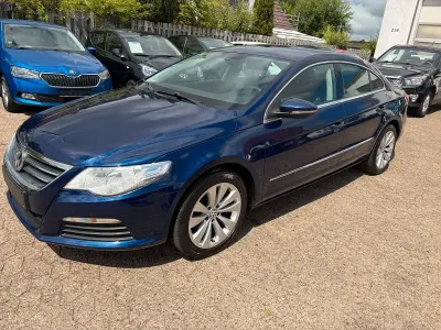 Gebraucht VW Passat Basis 299 PS (219 kW) 2009 Blau Limousine