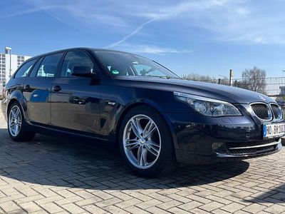 Gebraucht BMW 520 177 PS (130 kW) 2008 Blau Kombi