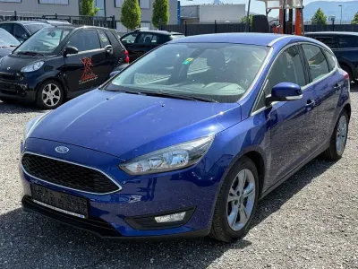 Gebraucht Ford Focus Business Edition 125 PS (91 kW) 2017 Blau Limousine