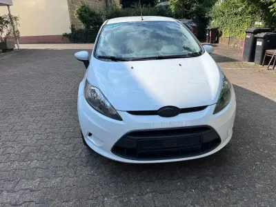 Gebraucht Ford Fiesta Ambiente 82 PS (60 kW) 2009 Coupé