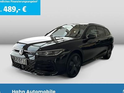 Second-hand VW Passat R-line 193 CP (141 kW) 2025 Negru Break