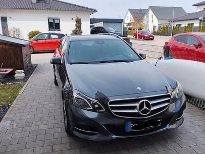 Gebraucht Mercedes E220 Edition 170 PS (125 kW) 2015 Grau Kombi