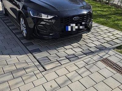 Begagnad Ford Focus 155 HK (114 kW) 2024 Svart Kombi