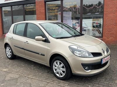 Second-hand Renault Clio III Dynamique 106 CP (77 kW) 2007 Auriu Hatchback