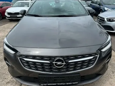 Gebraucht Opel Insignia 174 PS (127 kW) 2023 Grau Limousine