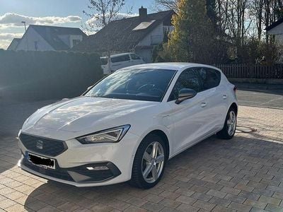 Second-hand Seat Leon FR 150 CP (110 kW) 2021 Alb Berlinǎ