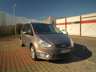 Gebraucht Ford Galaxy Titanium 222 PS (163 kW) 2011 Braun Van / Kleinbus