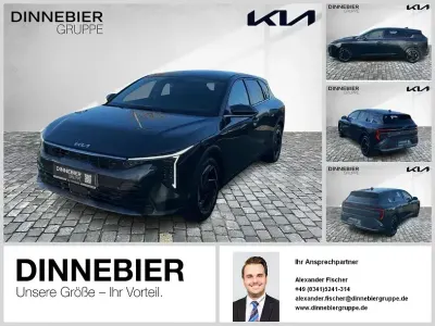 Nieuw Kia K4 Spirit 150 PK (110 kW) 2025 Grijs Sedan